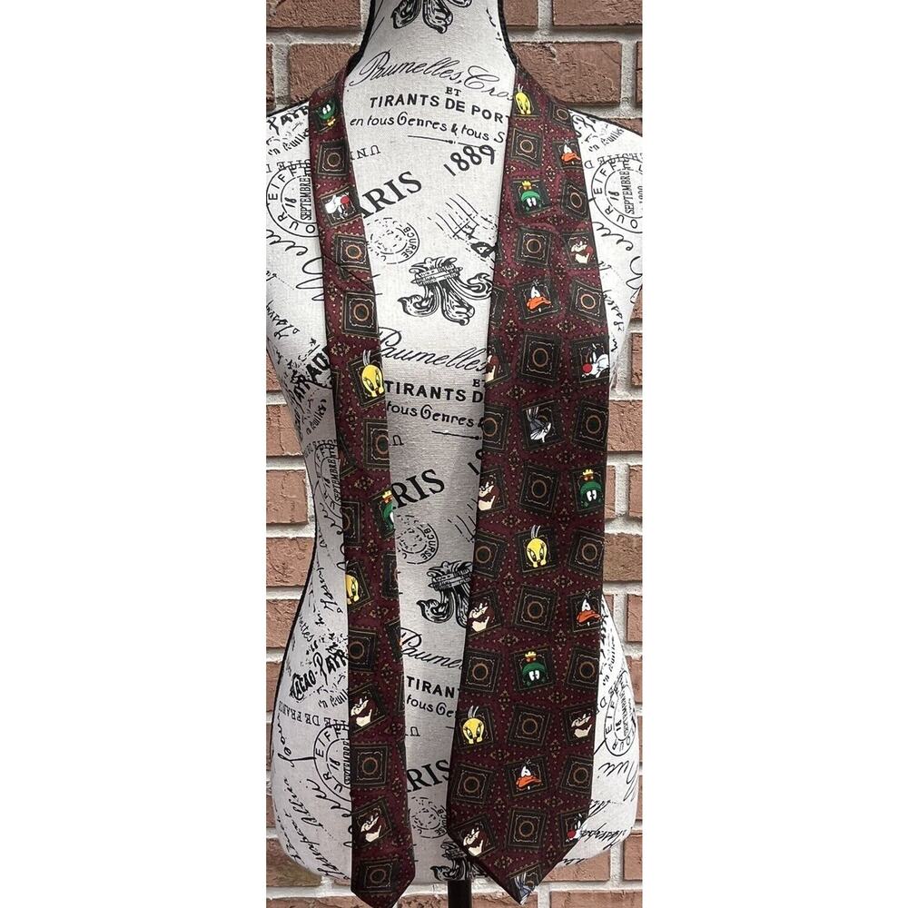 Men's Neck Tie Looney Tunes Mania 1993 54"